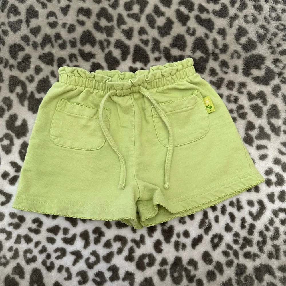 Y2K Gymboree Knit Shorts in Light Green Size Small 3 Years